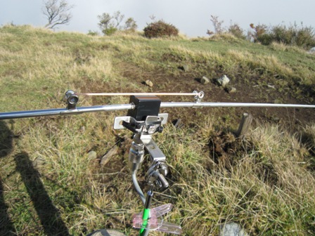 山岳移動用軽量ダイポールアンテナ改良