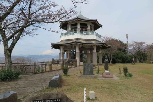 神奈川県秦野市権現山山頂