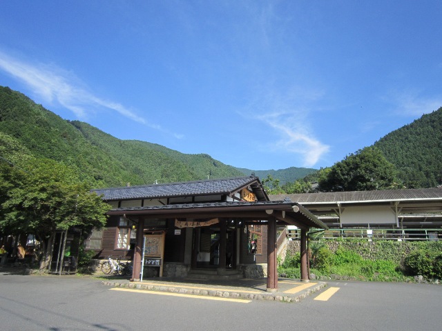 東京都西多摩郡奥多摩町本仁田山山頂