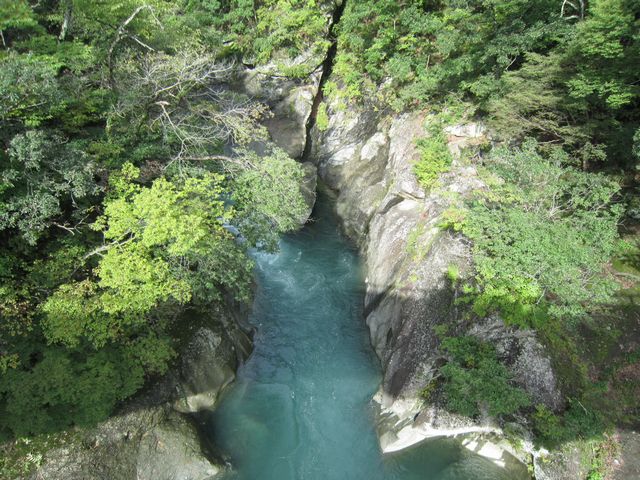 山梨県大月市高川山山頂